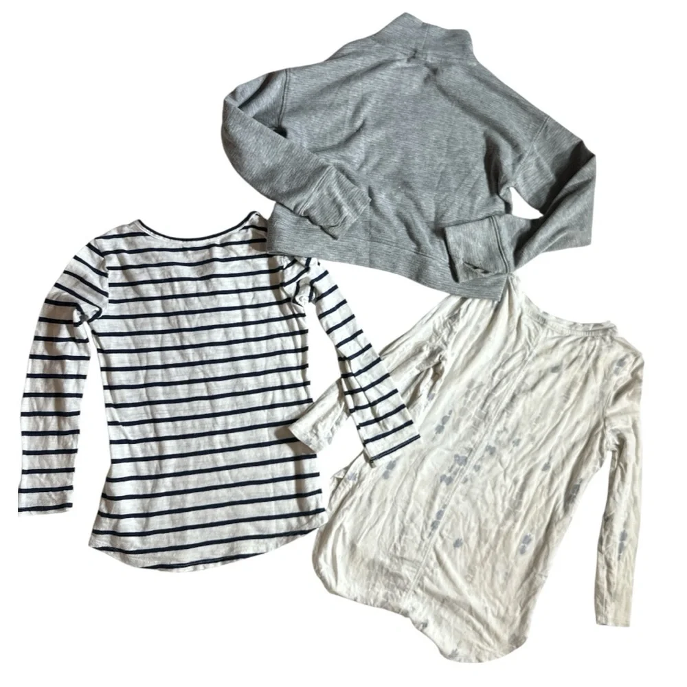 Girls active wear bundle- 2 tops, crop pullover, tennis skirt & shorts 6/7